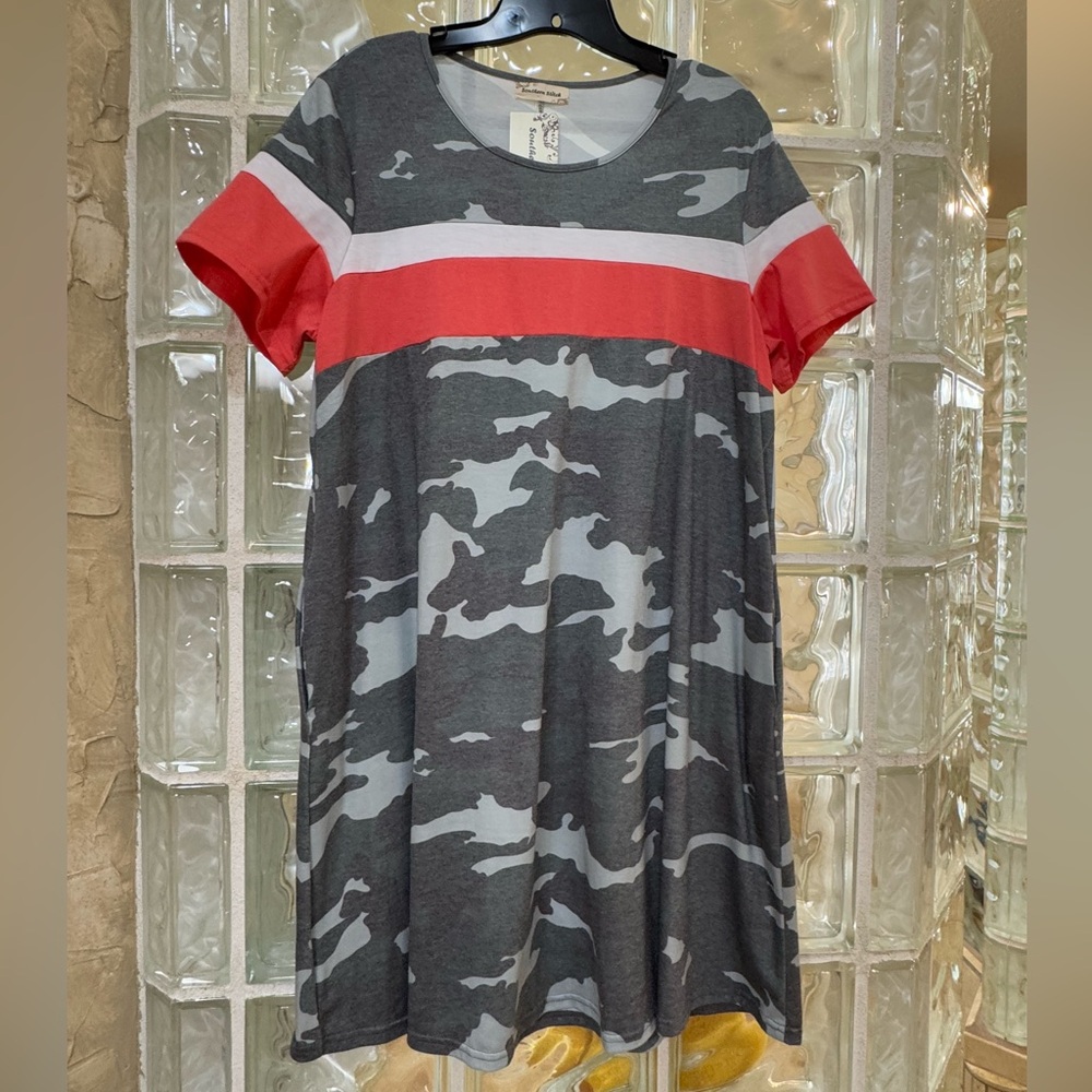 Gray Camouflage Dress with Red Accent